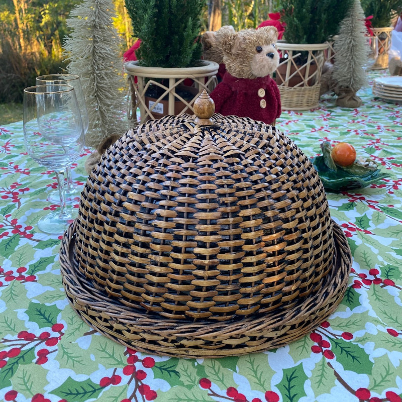 Boleira com Tampa em Rattan da Ishela – Feita à Mão