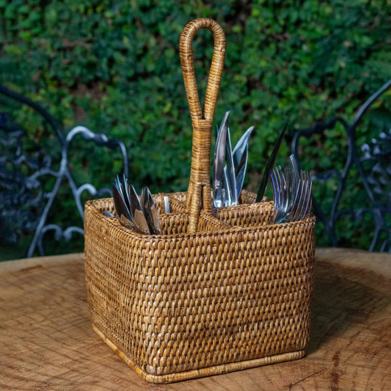 Porta Condimento Rattan – Sofisticação Sustentável para Temperar Seu Dia