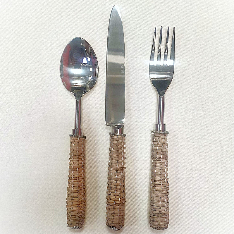 Conjunto de Talheres com Cabo de Rattan Trançado