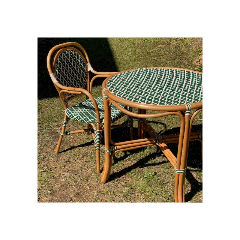 **Mesa Bistrô Redonda da Ishela em Fibra Sintética com Tampo Tramado Verde ou Bege**